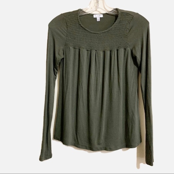 Love, Fire Smocked Olive Army Green Long Sleeve Top Blouse Tee. Size XS - Picture 1 of 8
